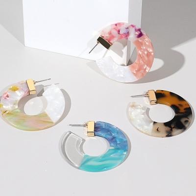 China Fashion Fashion C Shape Acrylic Earrings Assorted Multi Colored Resin Circle Earrings for sale