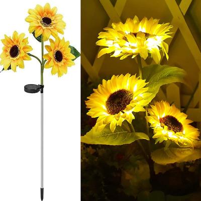 China Decorative Solar Flower Arrangement LED Sunflower Lamp in Garden Wedding Flower Lantern Outdoor Yard Garden for Party for sale