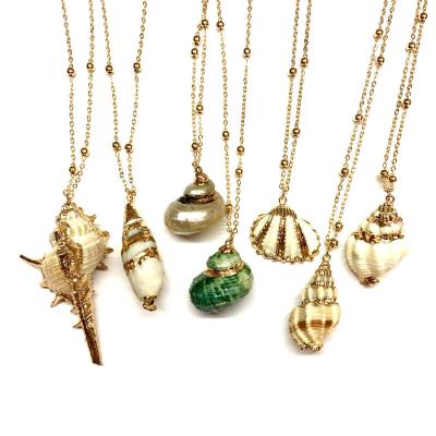 China Beach CLASSIC Bohemian natural wind shell with golden European and American conch personality edge pendant necklace for sale