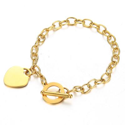 China Heart CLASSIC Alphabet Bracelet Gold Jewelry Fashion Ladies Titanium Steel Bracelet for sale