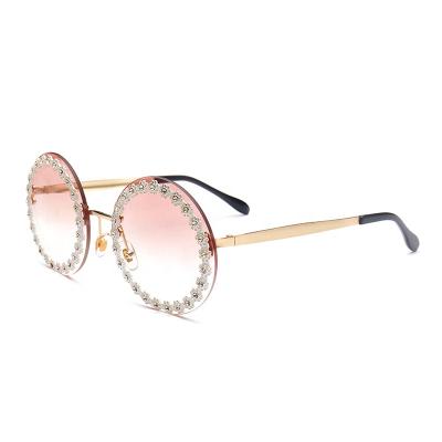 China Diamond Round Flower Sunglasses Fashion Women Sunglasses Flower Diamond for sale