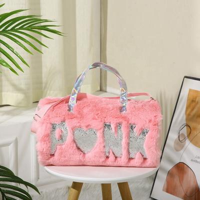 China Luxury Shiny Lady Glitter Logo Duffel Bag Travel Pink Letter Duffel Bag for Girls Pink Duffel Bag Travel for sale