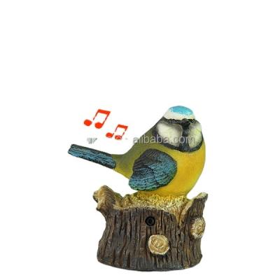 China Europe resin ornament motion sensor resin bird animal sculpture, garden statue polyresin decoration bird garden figures for sale