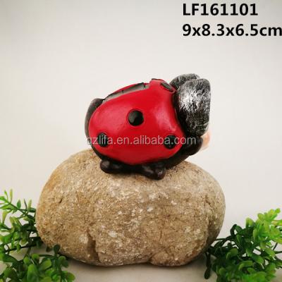 China Handmade Garden Animal Solar Lamp Polyresin Ladybug Lawn Light Resin Lawn Decoration Craft Resin Ladybug Led Garden Light for sale