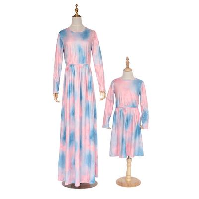 China 2020 Breathable Mommy And Me Fashionable Tie Dye Drop Sleeve Elegant Causal Long Dress for sale