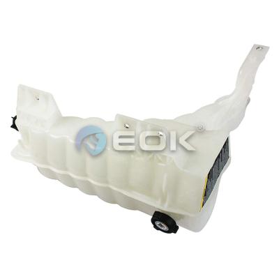 China EOK Water Cooled Auto Expansion Tank Coolant Reservoir Tank 22564832 For Passenger Car for sale