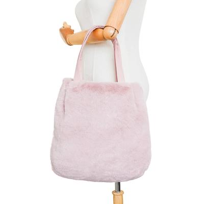 China soft & Hot Elegant Faux Fur Plush Ladies Handbags Women Shoulder Bucket Bag for sale