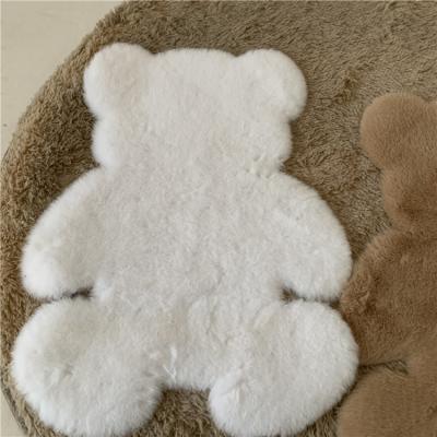 China Korea New Winter Style Breathable Cute Bear Soft Comfortable Warm Pet Mat Bed Dog Mat Floor Mat for sale