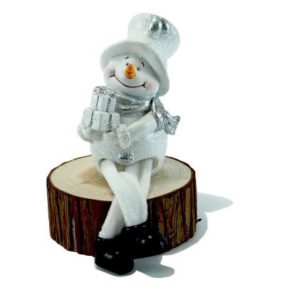 China Europe Fashion Trend New Wholesale Decorative Snowman Polyresin Hot Selling Crafts for sale