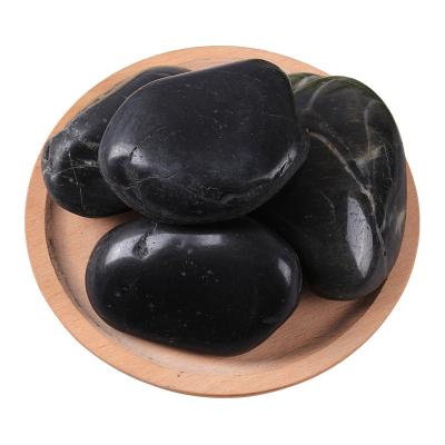 China Modern Top Quality Polished Landscaping Black River Stone Pebbles For Garden for sale