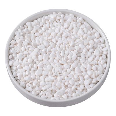 China Modern White Natural Snow Stone Pebble Snow White Tumbled Pebbles for sale