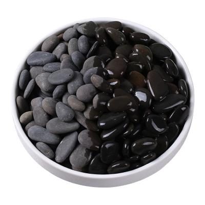 China Modern natural black washed pebbles to pave the road for sale