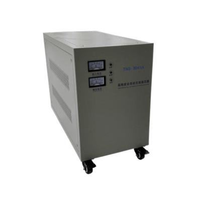 China Industrielle 3 teilen Wechselspannungs-Regler 30 KVA-Spannungs-Stabilisator 380V 220V 415V in Phasen ein zu verkaufen