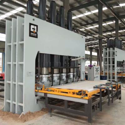 China Factory Best Selling 2800tons Grain MDF HDF Wood Flooring Melamine Laminating Short Cycle Hot Press Production Machine for sale