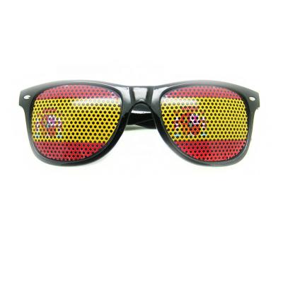 China Plastic Pixelated Sunglasses Best Selling 2021 High Quality Hot Selling Sun Glasses Pinhole Sticker Funny Pinhole Sunglasses for sale