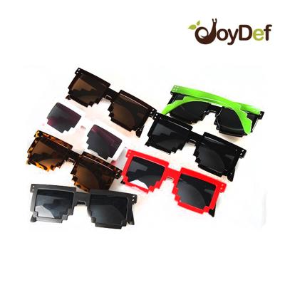 China Large digital pixelated pixelated sunglasses Novelty Gamer geek sunglasses retro 8 bit pixel pixel glasses glasses for sale