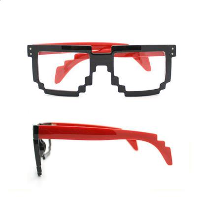 China Plastic Pixelated Sunglasses 2021 New Design Popular Green Pixel Sunglasses Glass Shape 8 Pixel Sun Glass Bit Bit Sunglasses for sale