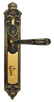 China Hot Forged Solid Brass Entrance Mortise Door Lock With Antique Patterns for sale