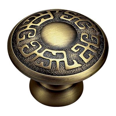 China Classic Copper Style Forged Brass Drawer Pull Handle and Knob for sale