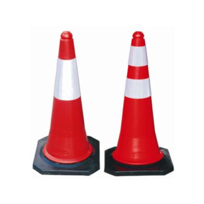 China 750mm Flexible High Quality Road PE Reflective Traffic Cone for sale