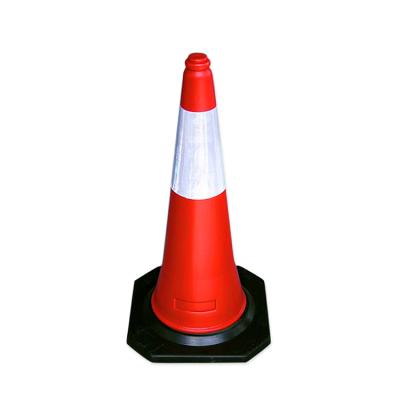 China 1000mm Flexible Height PE Traffic Cone Reflective Road Safety Cone With High Visibility Reflector for sale