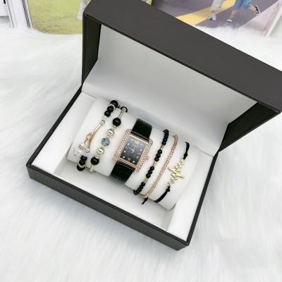 China Non-specific place Diamond Encrusted Luxurious Wrist Watch 6 PCs set classic casual leather strap ladies bracelet watches gift set for sale