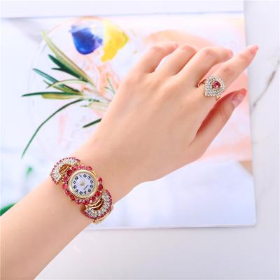 China Diamond Encrusted Jewelry Watches Luxurious Non-Specific 2 PCs Set Bracelet Watch Band Ring Watches Combination Quartz Wrist Watches Set for sale