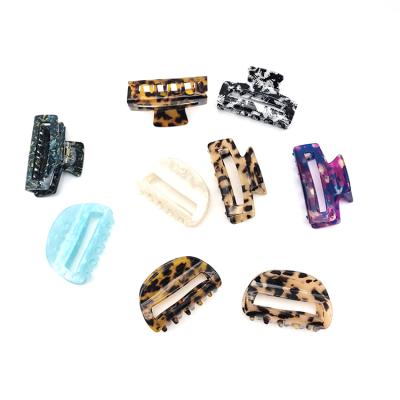 China Fashion ladies hair accessories claw hair clip fashion model hollow out acetic acid hair claw for sale