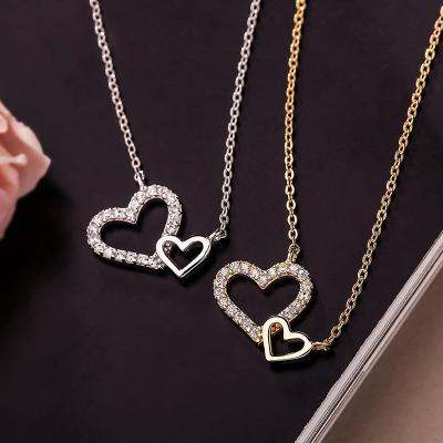 China Fashion 925 Simplicity Peach Heart Shape Pendant Necklace Sterling Silver Double Heart Necklace Diamond Inlay Women Clavicle Chain for sale