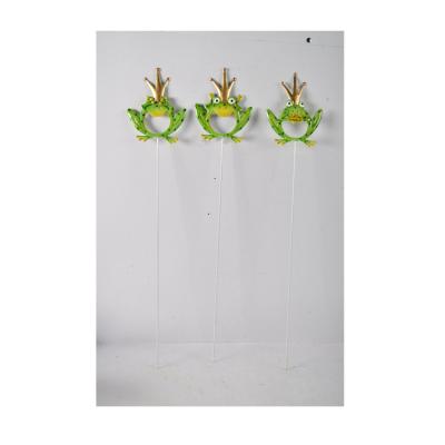 China Minimalist Cute Metal Colorful Garden Ornaments Frog Garden Stake Decoration for sale