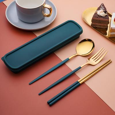 China Viable Color Handle Portable Cutlery Set With Case Cutlery Korean Style Gold Reusable Outdoor Camping Cutlery Set Spoon Fork Chopstick for sale