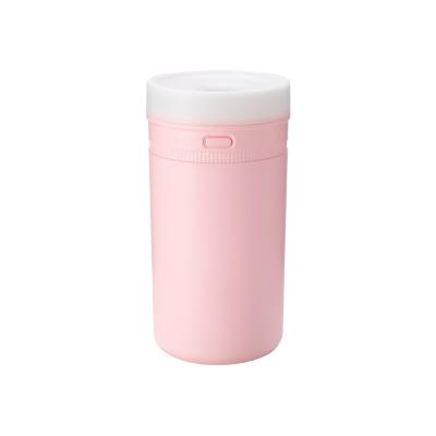 China New Car Humidifier Cup Head Office Large Capacity Mute Night Light Creative Car Portable Air Humidifier for sale