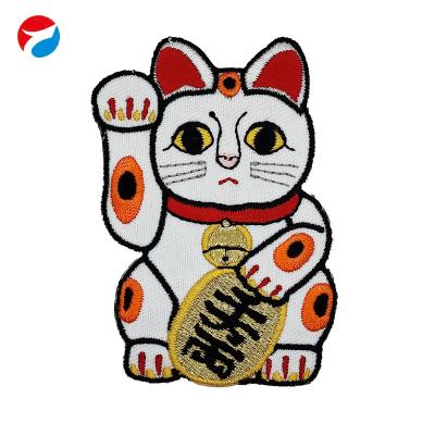 China Other Yarn Fortune Cat Embroidery Gold Patches Clothes Fashion Cartoon Shirt Apparel Quantity Embroidered Handmade Jeans for sale