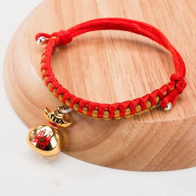 China 2022 New Arrival Sustainable Pet Supplies Hand - Woven Metal Bell Collars Dogs Cat Decoration Accessories Leather Pet Collars And Leashes for sale