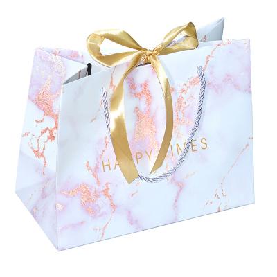 China Recyclable Custom Logo Weeding Gift Paper Shopping Bag Low MOQ Paper Bag for sale