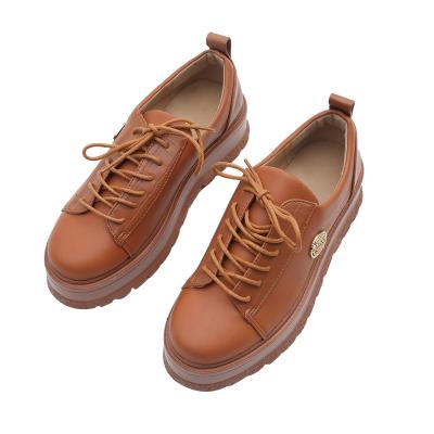 China Flat 2022 New Designer Quality Low Cut Safety Breathable Shoes For Women Ladies Outdoor Flat Shoes for sale