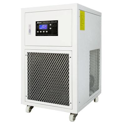 中国 1.8kw Air Cooled Chiller With 0.37kw Pump For Laser Cutting And CNC Industry Water Cooling 販売のため