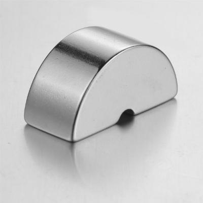 China Crescent Axial Flux Neodymium Permanent-Magnet-industrieller Gebrauch zu verkaufen