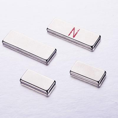 China ímãs industriais do neodímio N54 de 13Mm x de 3Mm para o motor linear à venda