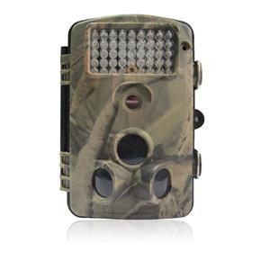 China Wireless Outdoor Infrared Hunting Trail Cameras 640*480 with 2.5 Inch Display & Li-ion Battery for sale