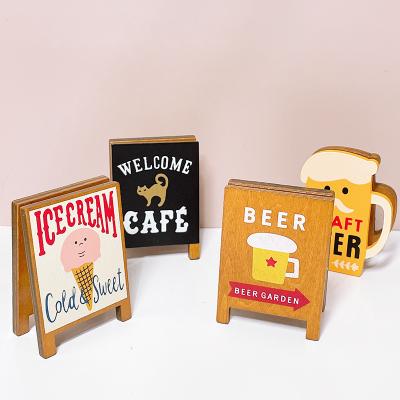 China Wooden Miniatures Dollhouse Accessories Miniatures Sign Sign For Beer Cafe Miniatura BJD for sale