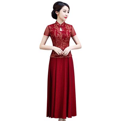 China Anti-Static Chinese Traditional Dress For Women High Neck Evening Dress Elegant Embroidered Cheongsam for sale