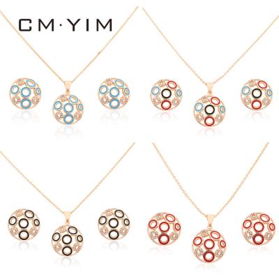 China Simple Cm YIM Jewelry 2021 High Quality Dubai Gold Bride Necklace Earrings Around Wedding Jewelry Set Cavity Design for sale