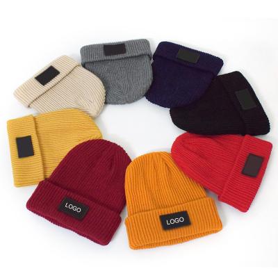 China Wholesale 2022 COMMON fashion fashion beanie hats high quality acrylics logo embroidery winter hats for women men for sale