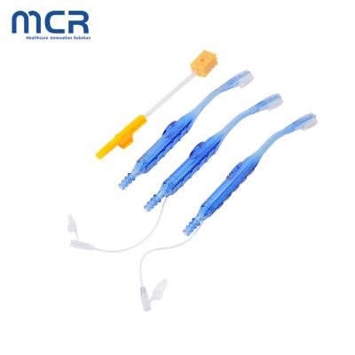 China Cepillo de dientes médico con polido de nylon, cepillo con hisopo de succión en venta