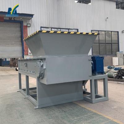 China Solid Knife Roller Single Shaft Shredder for Recycling Foams Tires Cables and Bottles for sale