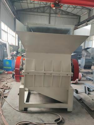 China High Capacity Large Bucket Plastic Pallet Injection Product Pet Bottle Plastic Crusher for sale