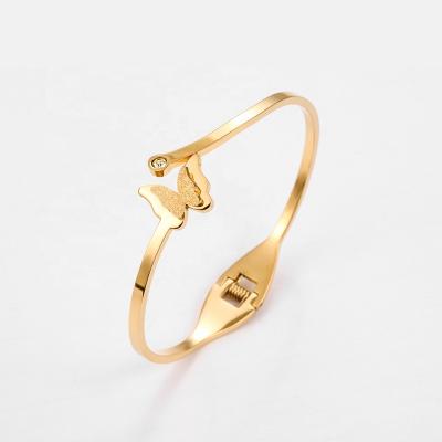 China 2022 Latest Classic Jewelry Pulsera 18k Gold Butterfly Charm Bracelet For Feminine Women Party Accessories for sale