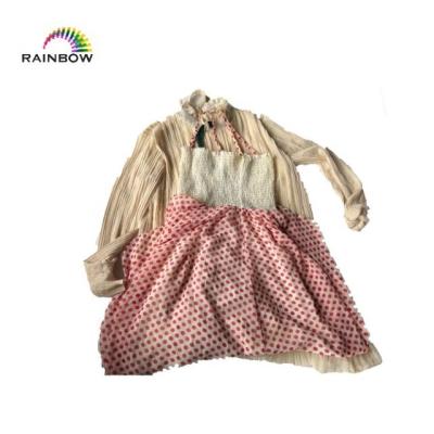 China Mixed Ukay Used Clothes Fashion Mixed Colors Occasion Dresses Balls for sale