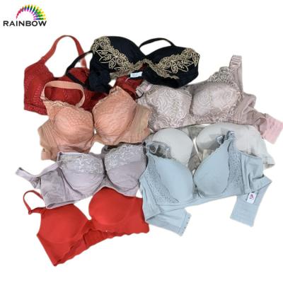 China Mixed clothes tops grade women's underwear bra fashion bullets used clothes branded UK second-hand clothes for sale